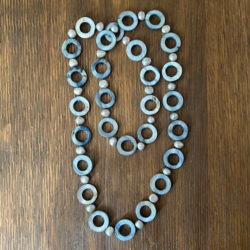 Women’s Necklace - Like New